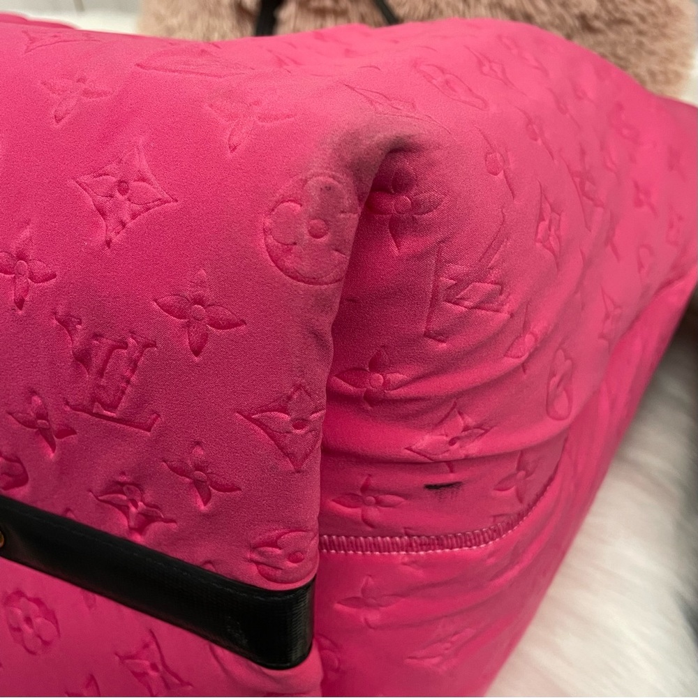 Louis Vuitton Pink Tote Bag - Picture 4 of 12